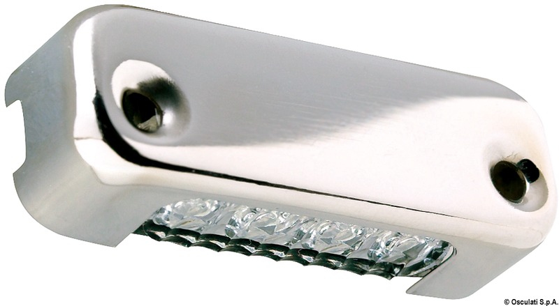 4-led Attwood courtesy light vertical