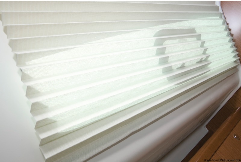 Oceanair pleated shade 381 x 305 mm cream