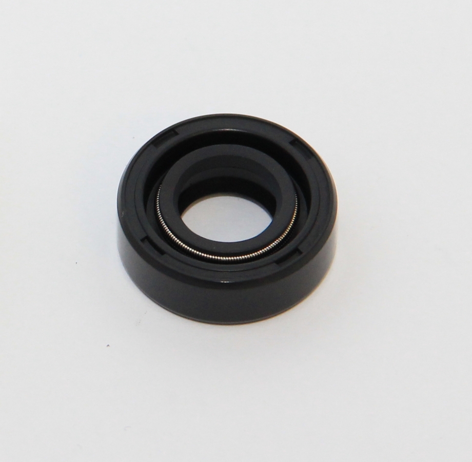 Propeller axle seal - (2.5 / 3.5 hp) Mercury 26-95348