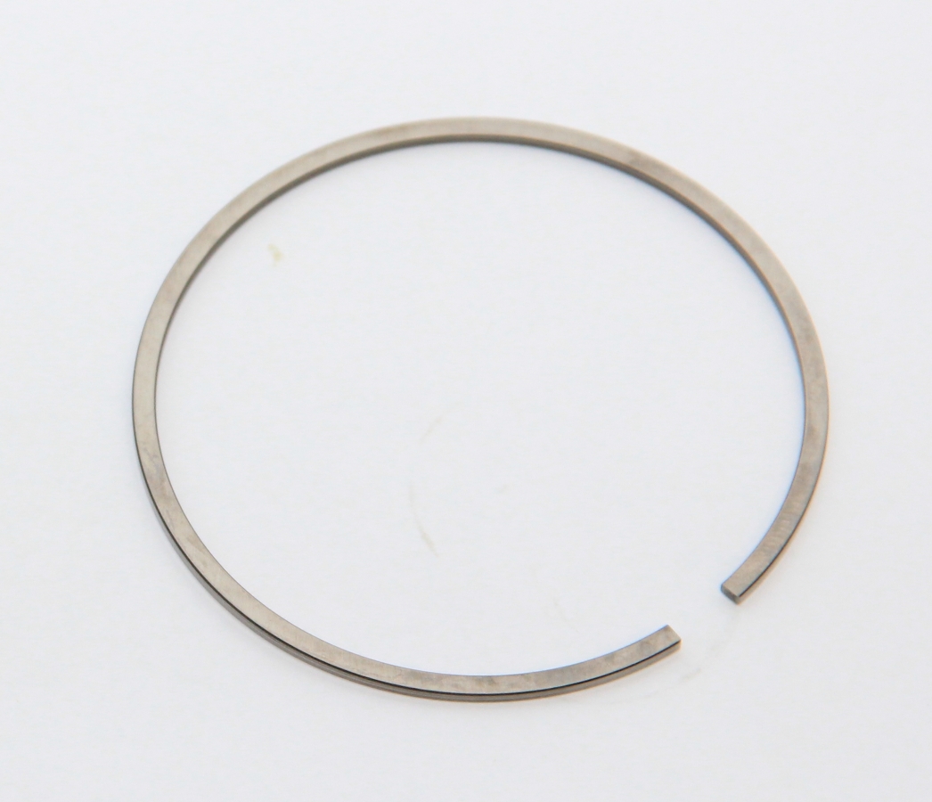 Piston ring - (MFS 2.5 / 3.5 hp)