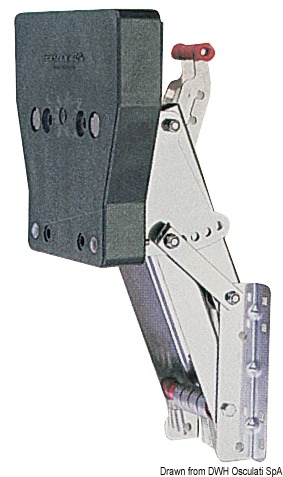 Auxiliary outboard engine bracket for Mega