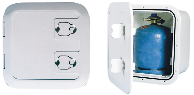 Plastic locker for gas bottle remote vent