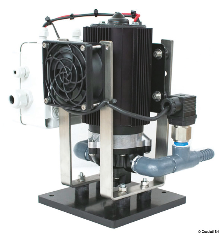 Schenker ZEN 30 / 12V watermaker with basic panel