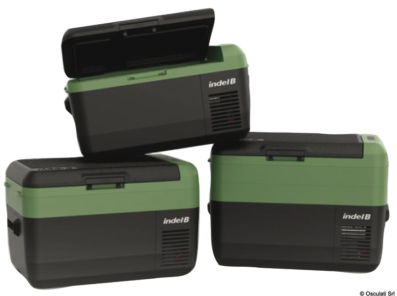 Travel box with compressor 52L