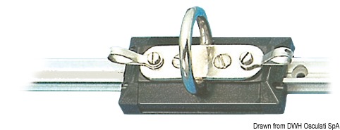 Traveler for spinnaker pole link