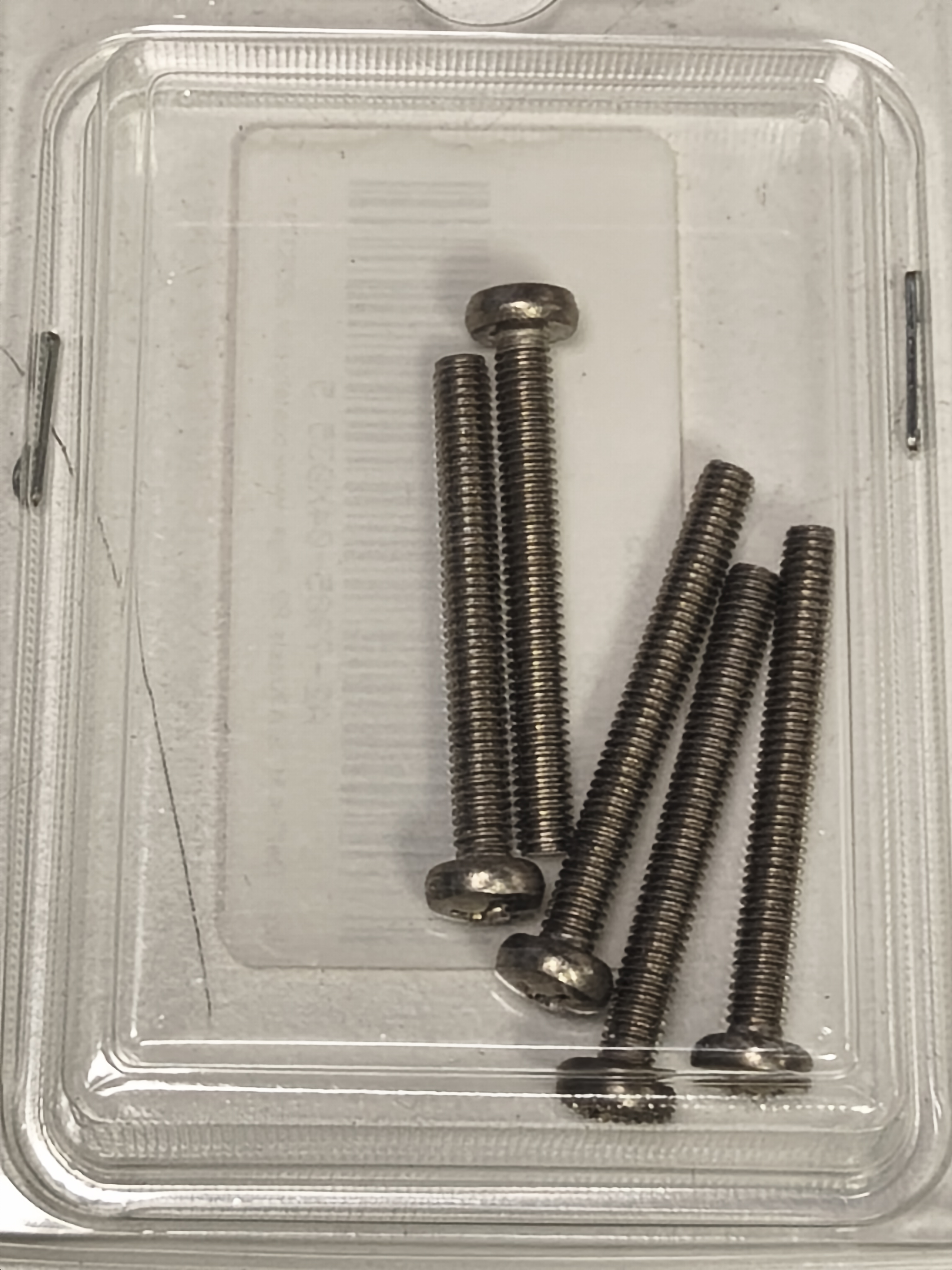 DIN 7985 Screw, 4x35 mm, AISI 304, 5 pcs.