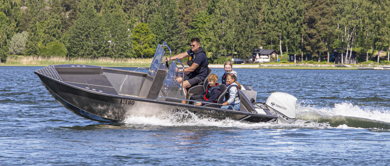 Alutroll Megasnapper DC with Tohatsu MFS60AETL engine (Delivery in 7 days)