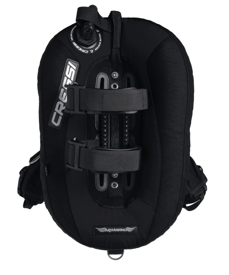 CRESSI AQUAWING PLUS BCD Izmērs XS/XL 120N  ar kabatām svariem - zils