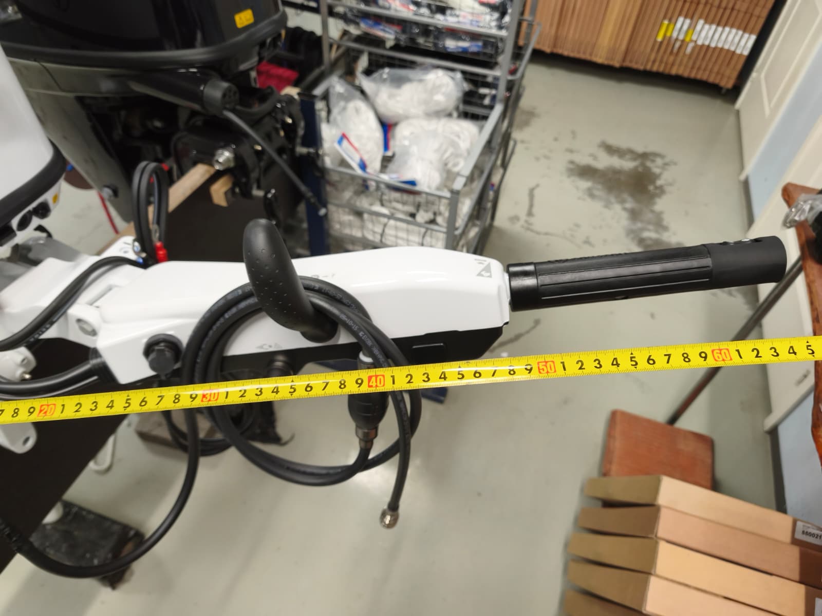 Engine Tohatsu MFS30DWETL Beluga White - tail control, electric start, trim-tilt, L leg, NMEA2000, remote control (PREPARED ENGINE!)