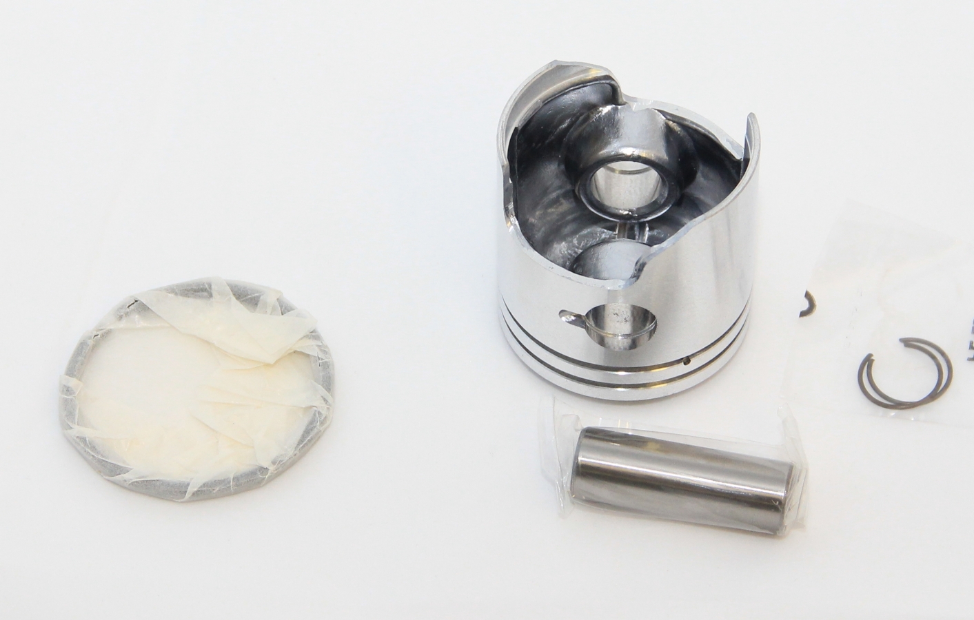 Поршень Tohatsu M9,8 STD