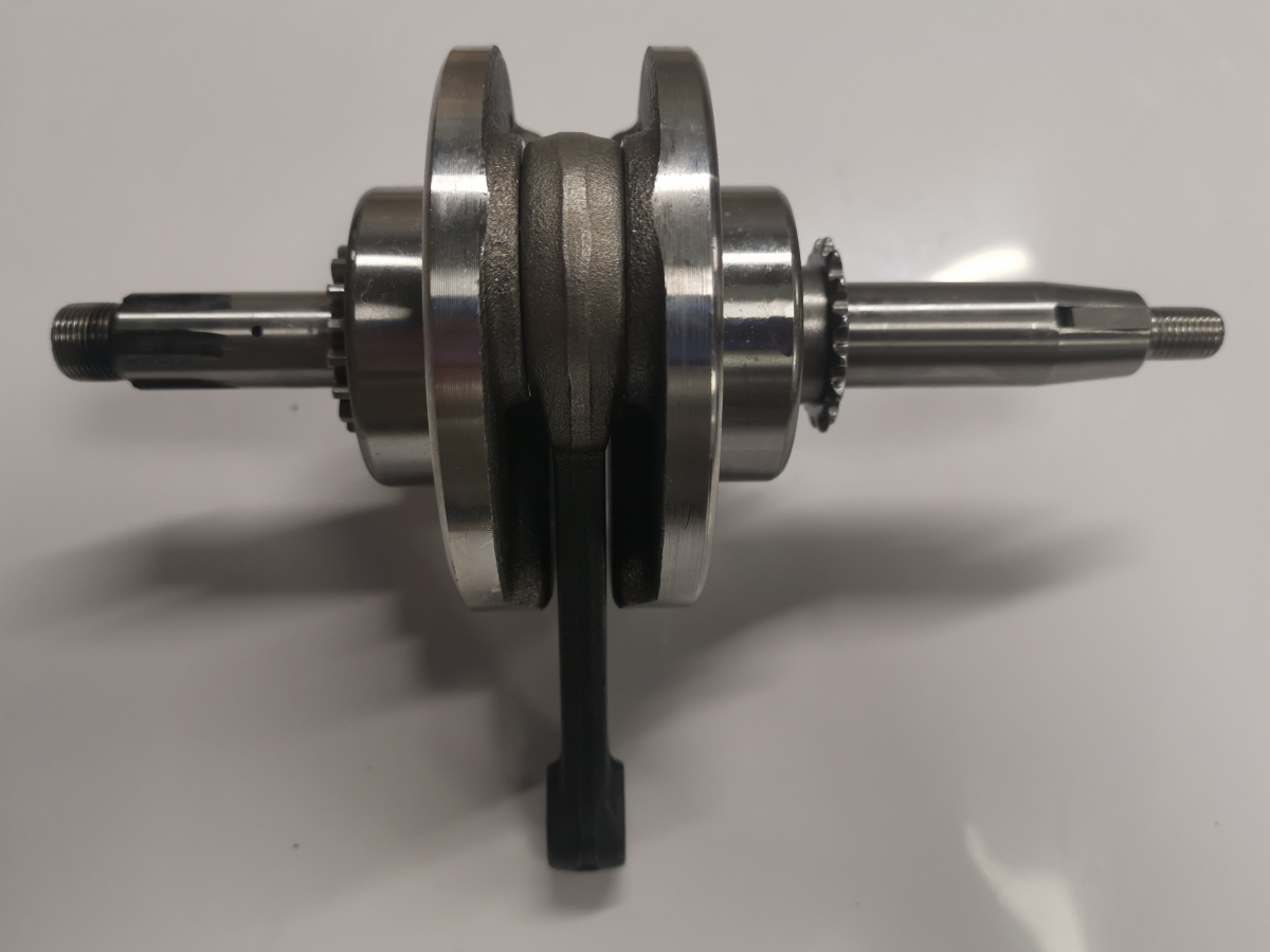 Kloķvārpsta ar klani ATV 125cc