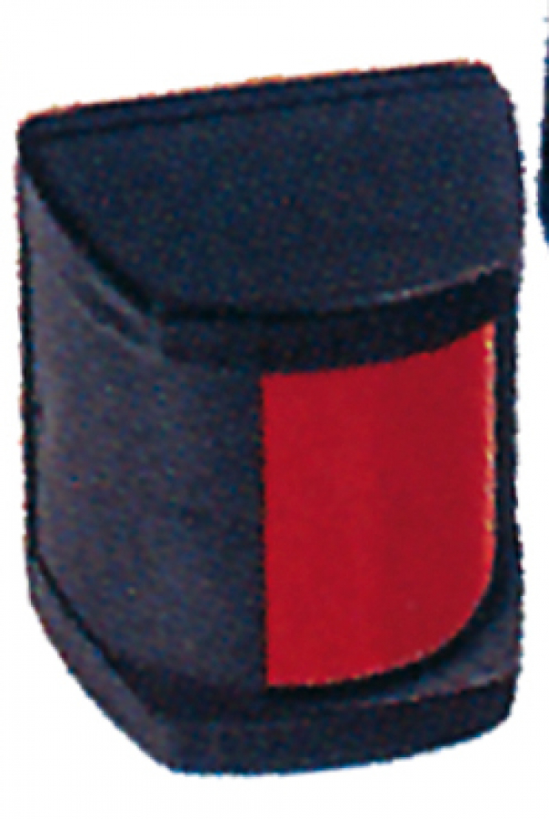 Navigācijas gaisma 112,5° sarkana melnā korpusā 12V 10W H70mm  ( līdz 12m)