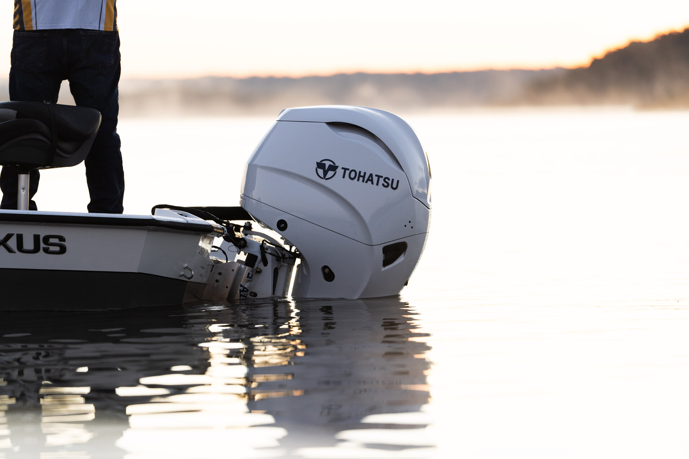 Tohatsu laivu dzinējs MFS 150 Hp AETUL - Elektriskais starts, UL -Ultra garā kāja, Power Trim, tālvadības pults