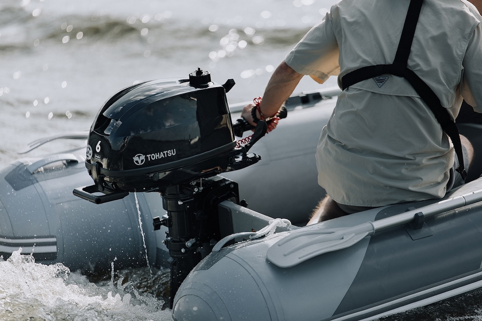 Engine TOHATSU MFS6 DSUL (Sail Pro) Ultra Long Leg 25", generator included
