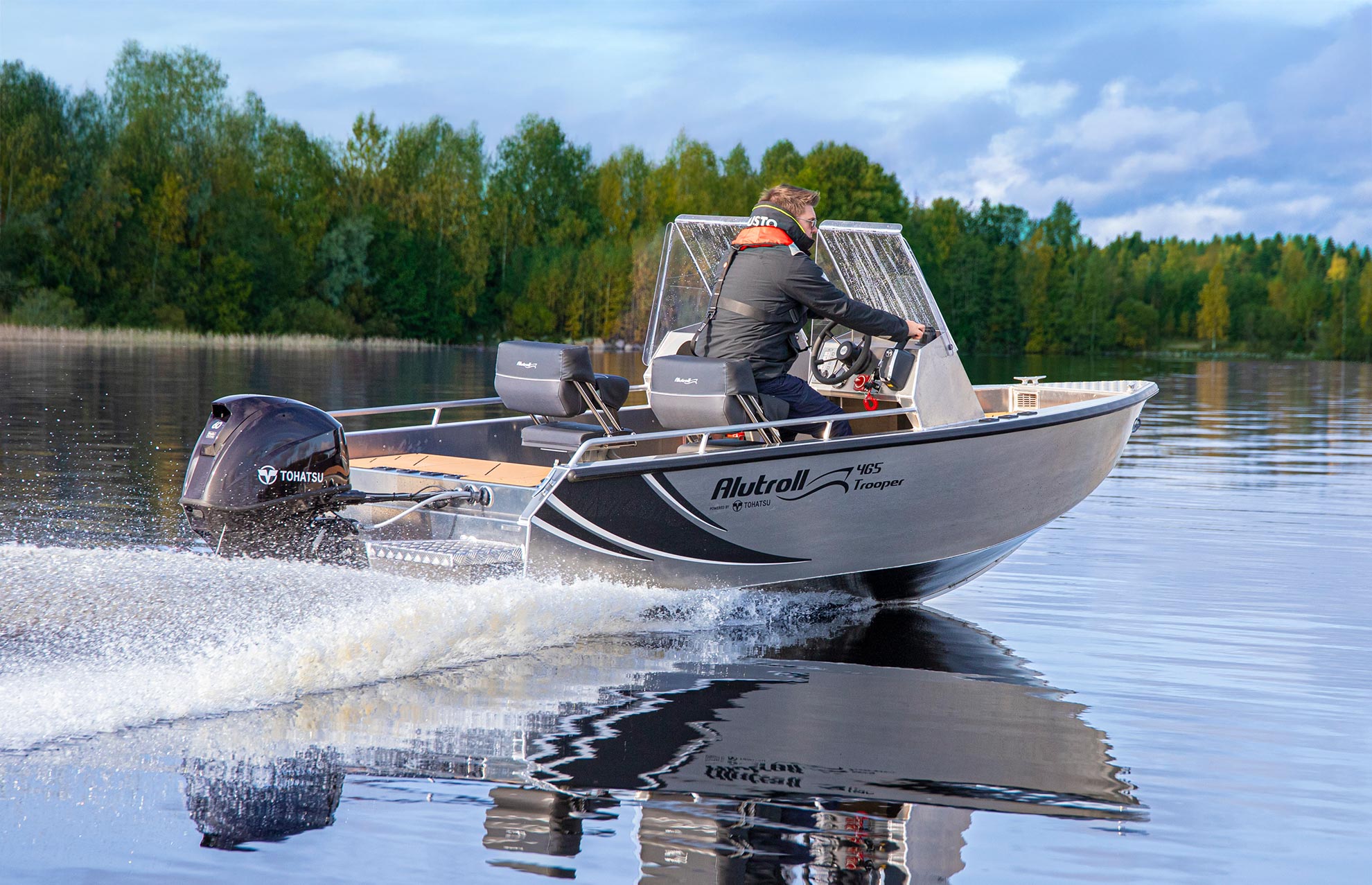 Двигатель TOHATSU 60Hp ETL, PowerTrim, электростартер, FI, тахометр, пульт, 99кг, NMEA2000